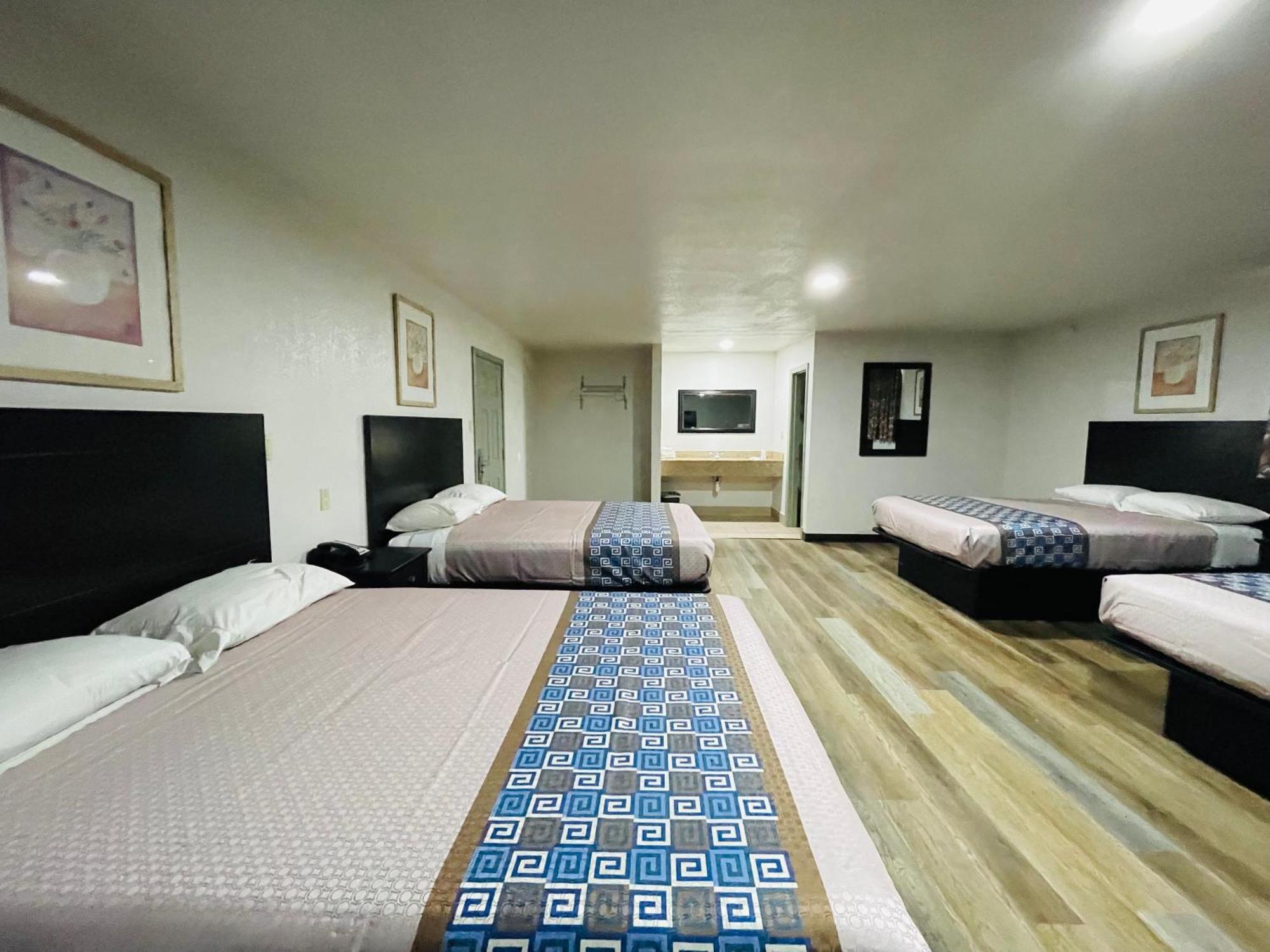 Budget Inn Ada Esterno foto